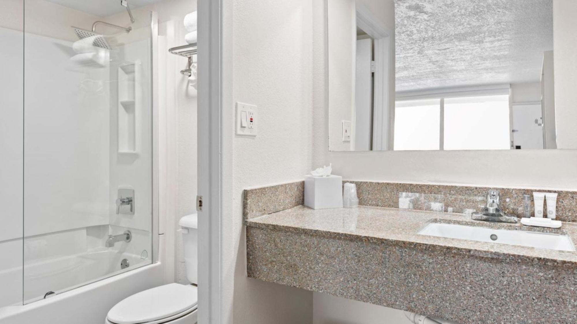 Developer Inn & Suites Airport Jax, A Baymont By Wyndham Jacksonville Extérieur photo